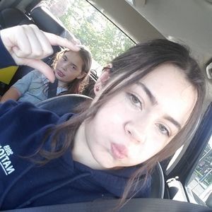 Meet your Posher, Lily